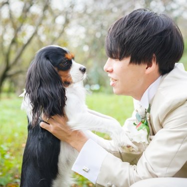新郎と愛犬のツーショット