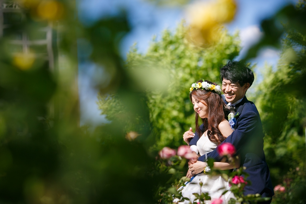 色が素晴らしい芸術的な結婚写真