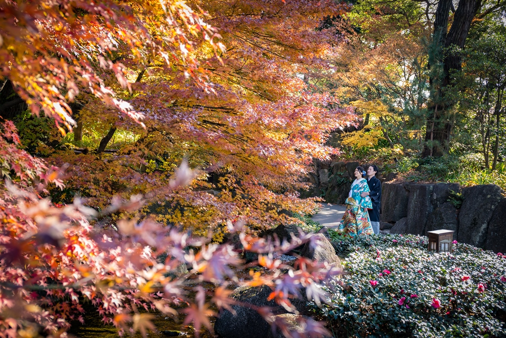 紅葉が色鮮やかな徳川園にて和装撮影