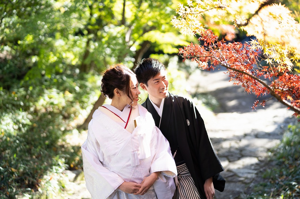 紅葉に彩られた「徳川園」にて前撮り撮影