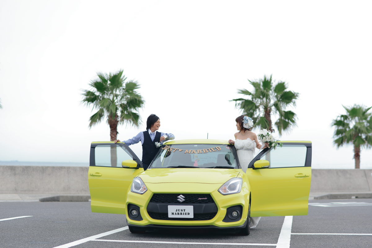 愛車と一緒にビーチで特別な想い出を。