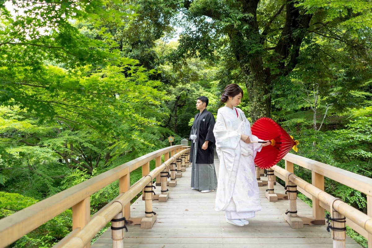 晴天のなか歴史ある日本庭園での前撮り㏌徳川園