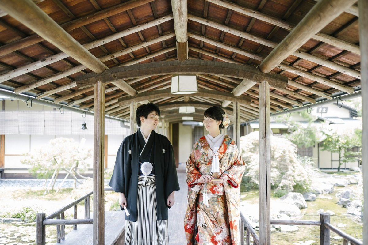 歴史ある日本庭園でのロケーション和装撮影