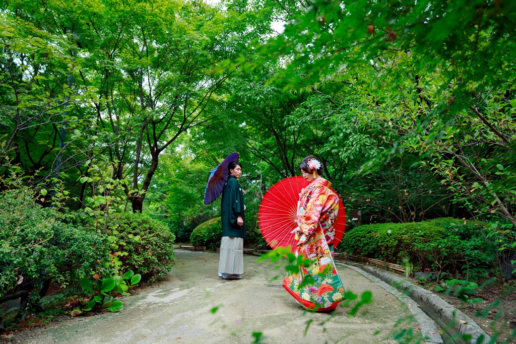 2人の強い思いが届き雨も止んだロケーション和装撮影