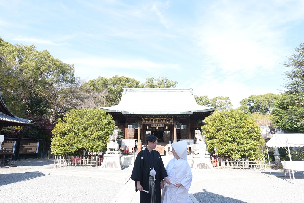 家族に見守れながら素敵な神前式in城山八幡宮