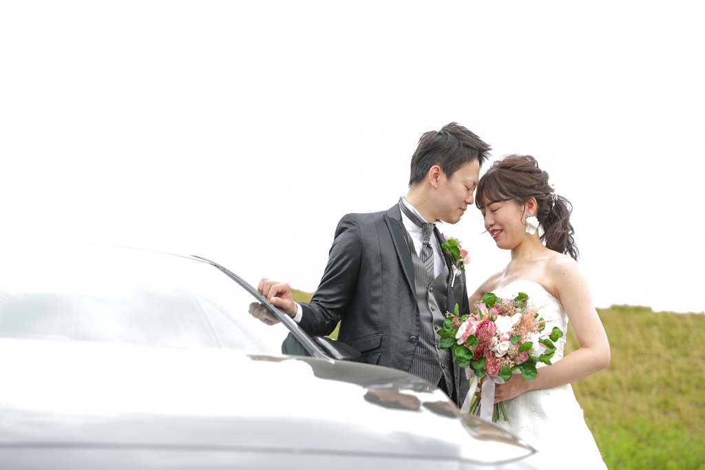 愛車と一緒に♡思い出に残るフォトウェディング