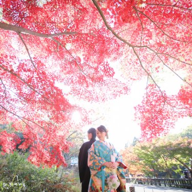 紅葉のウェディングフォト写真