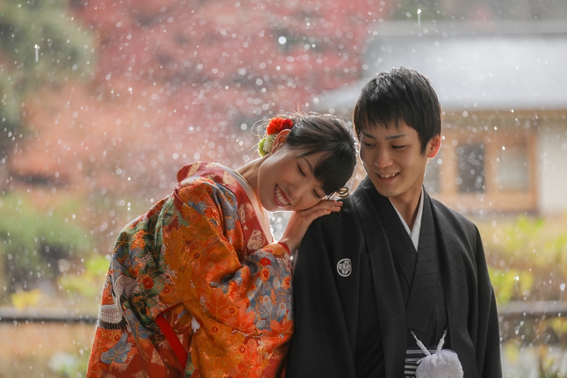 雨でも撮影出来るっ！！キラキラの雨×紅葉撮影♪