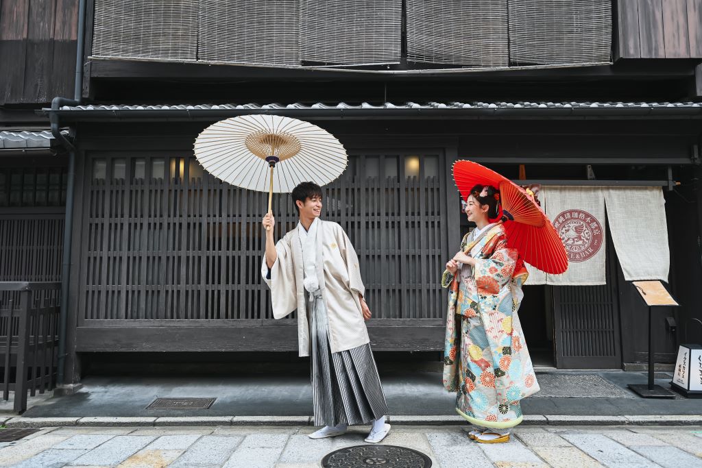 京都の街並みで前撮り撮影