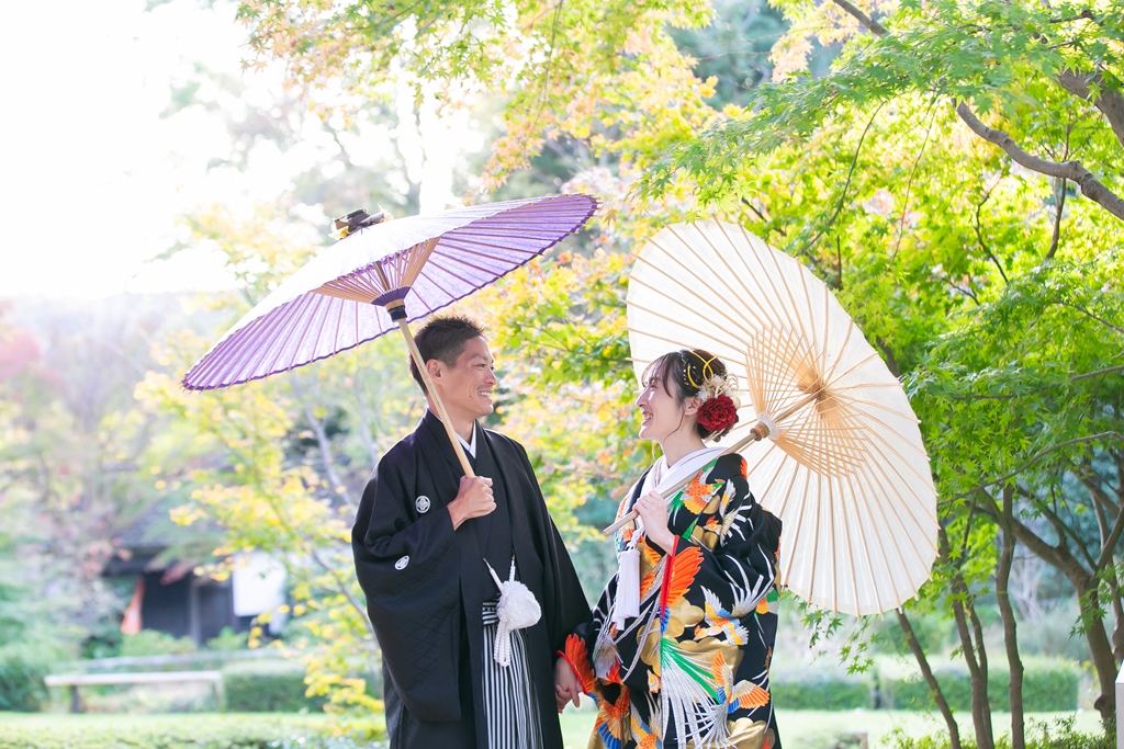 赤・黄・緑が織りなす秋景色！幸せいっぱいの和装フォト♡