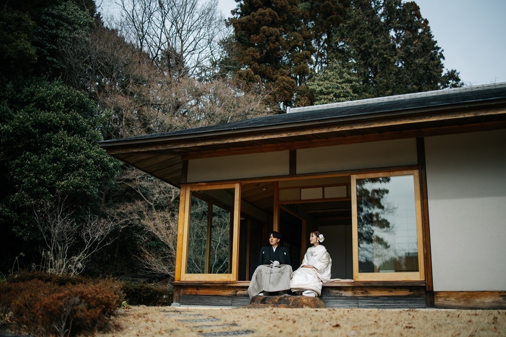 東山植物園内の宗節庵・お茶室や合掌造りの建物での和装フォトウェディング前撮り写真