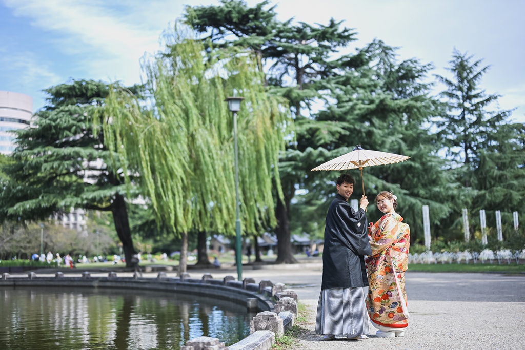 鶴舞公園の緑豊かな園内風景