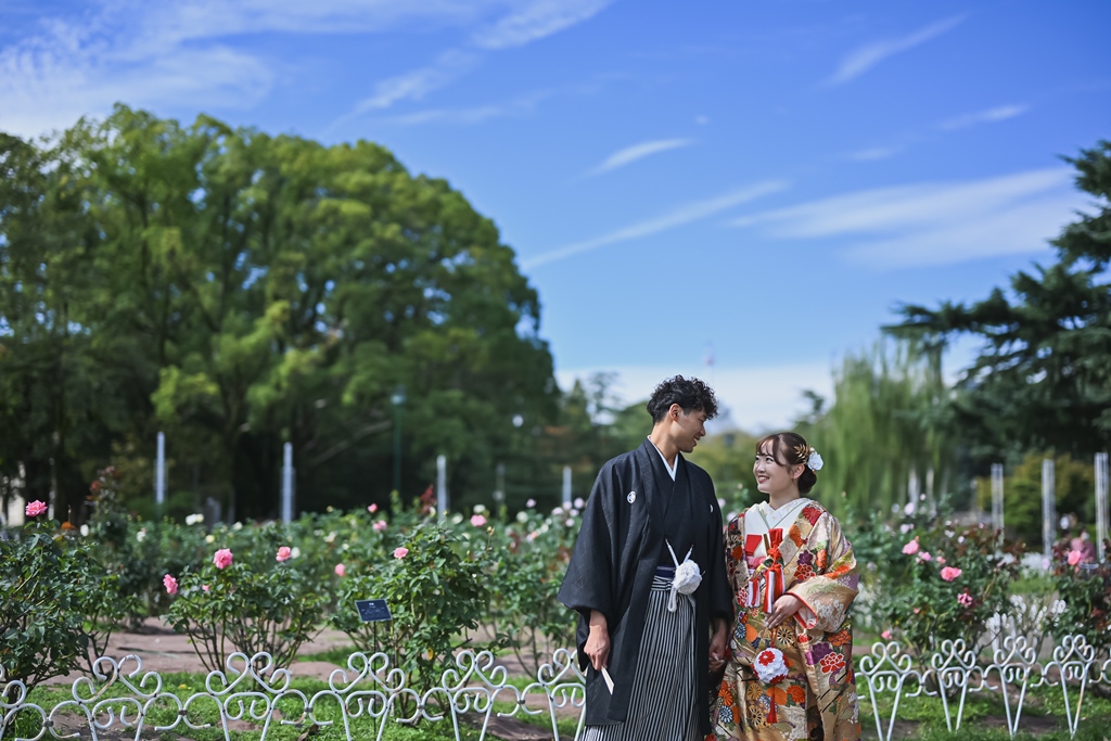 鶴舞公園の季節の花と一緒に撮影したカット