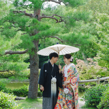 白鳥庭園で叶える和装前撮り♡色鮮やかな色打掛と自然に囲まれた特別な一日