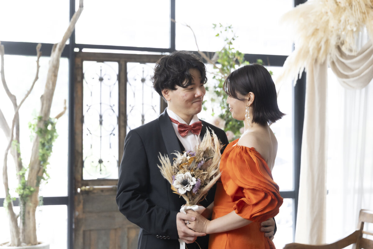 海とスタジオ、どちらも楽しむ♡ふたりらしいウェディングフォト