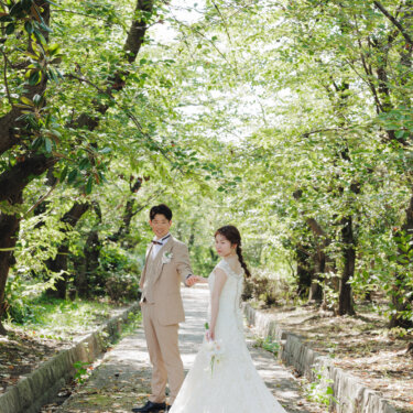 青空と緑に囲まれて♡庄内緑地公園で叶える自然体ウェディングフォト