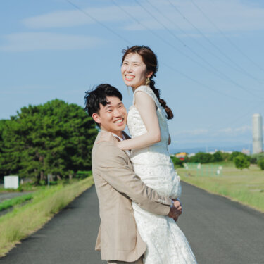 青空と緑に囲まれて♡庄内緑地公園で叶える自然体ウェディングフォト